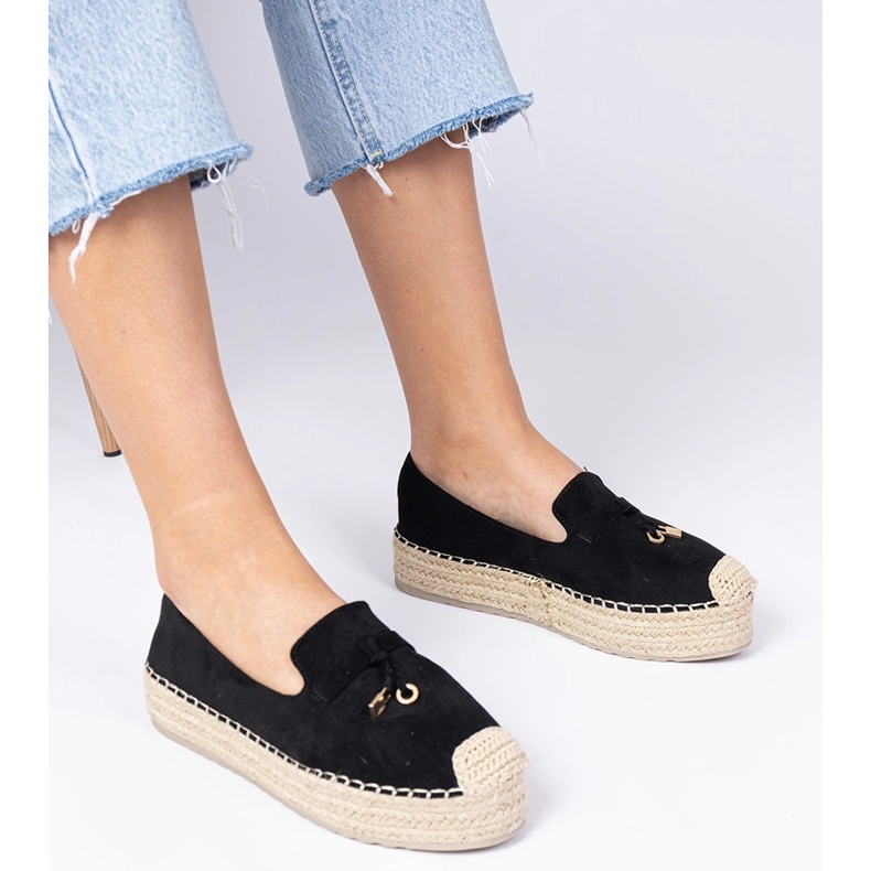Espadrilles negri pe o talpă groasă negru 1