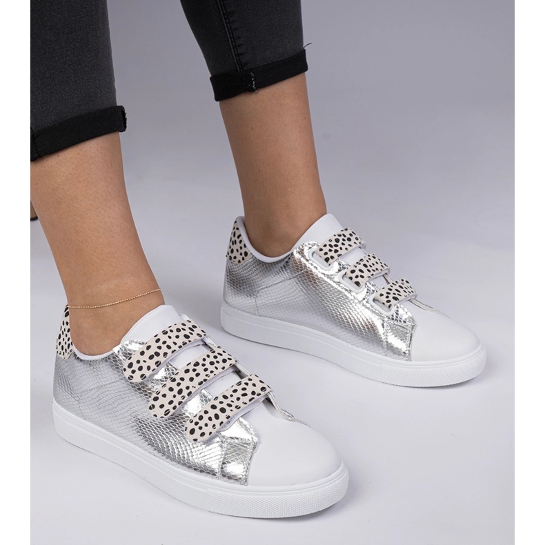 Adidași de argint cu finisaj Velcro Animal 1