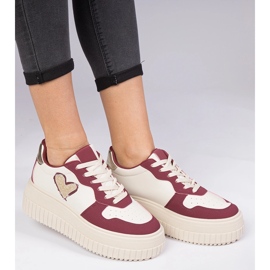 Adidași pentru femei din Burgundia cu o inimă de brocart roșu 1 Adidași pentru femei din Burgundia cu o inimă de brocart roșu 1