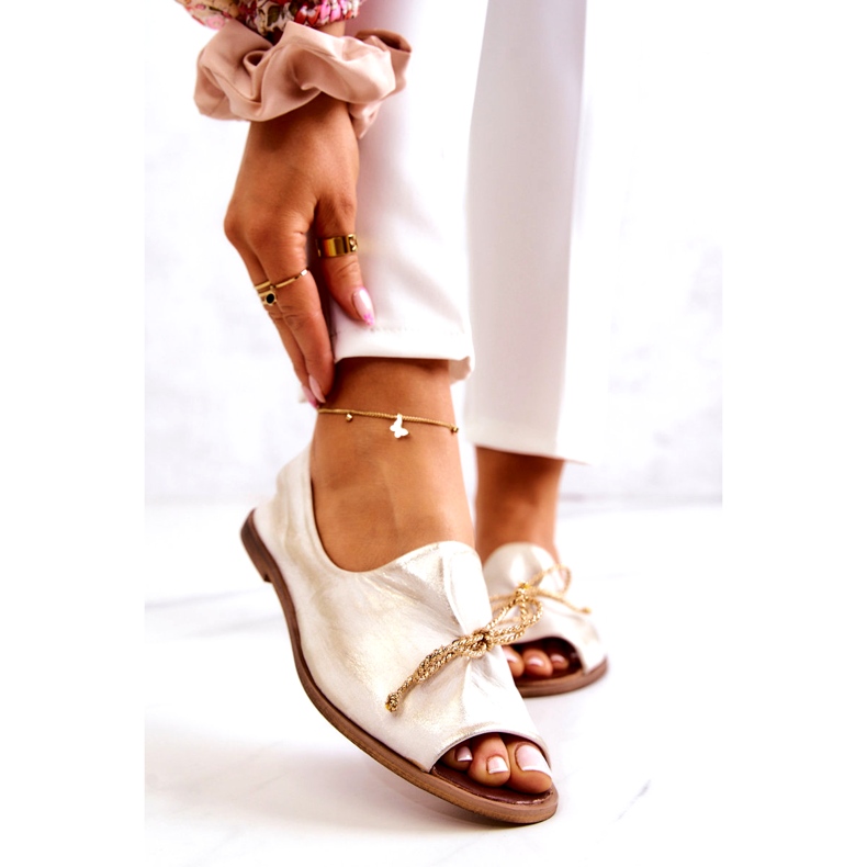 Ballerine din piele pentru femei Zazoo 2660/004 Alb și aur 1