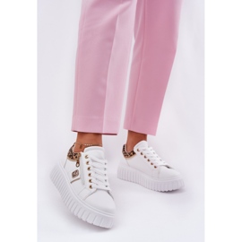 Pantofi sport pentru femei pe platformă cu imprimeu leopard din piele eco alb 2