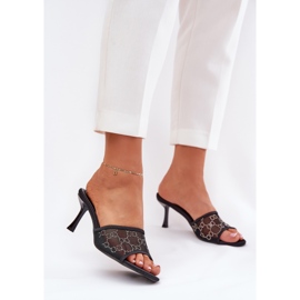 Flip -flops decorat pe călcâiul înalt negru 2