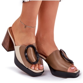 Flip -flops pentru femei cu un călcâi albastru închis bej 8