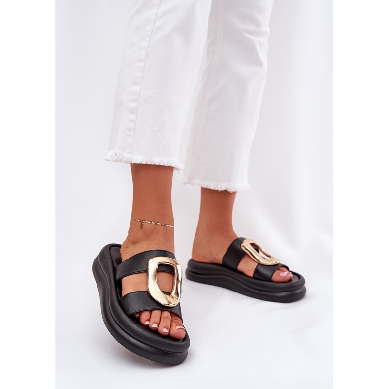 Flip -flops pentru femei pe platformă cu detalii aurii negre negru 2