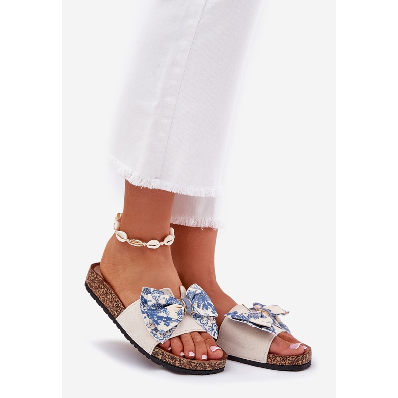 Papuci pentru femei cu un arc pe platforma de plută albastră bej 1