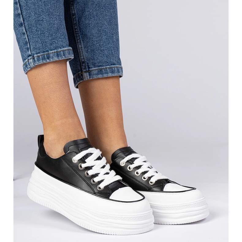 Adidași pentru femei alb -negru pe o talpă mare 1