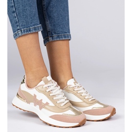 Adidași pentru femei albe și roz cu un accesoriu leopard 2
