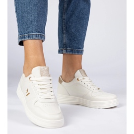 Adidași pentru femei bej cu brocart de aur 2