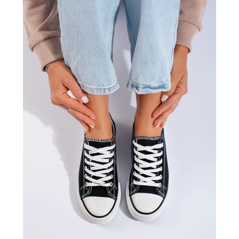 BM Adidași negri negru 2