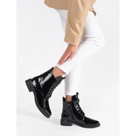 Botine de dama negre cu siret din piele ecologica lacuita negru 2