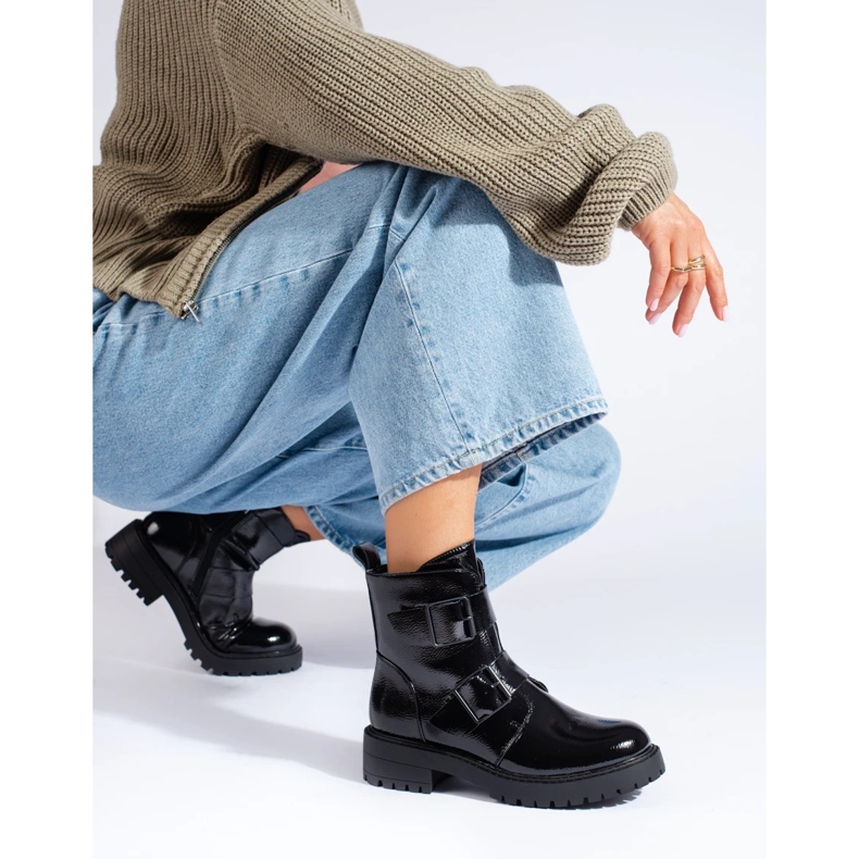 Genți de damă negre cu catarame negru 2