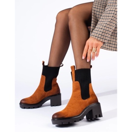Botine camel cu toc larg de la Potocki maro 1