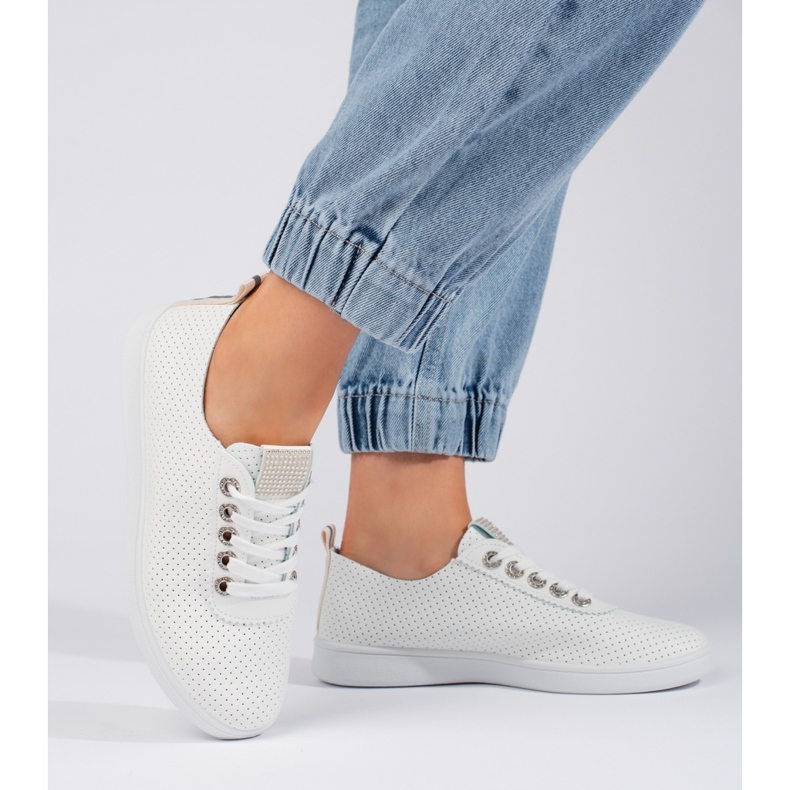 Tenisi albi ajurati de dama 2 Tenisi albi ajurati de dama 2