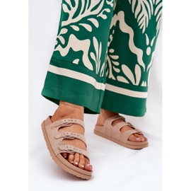 Papuci pentru femei cu dungi și catarame bej 2