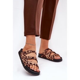 Flip -flops pentru femei cu dungi și cataramă cu imprimeu maro leopard 2 Flip -flops pentru femei cu dungi și cataramă cu imprimeu maro leopard 2