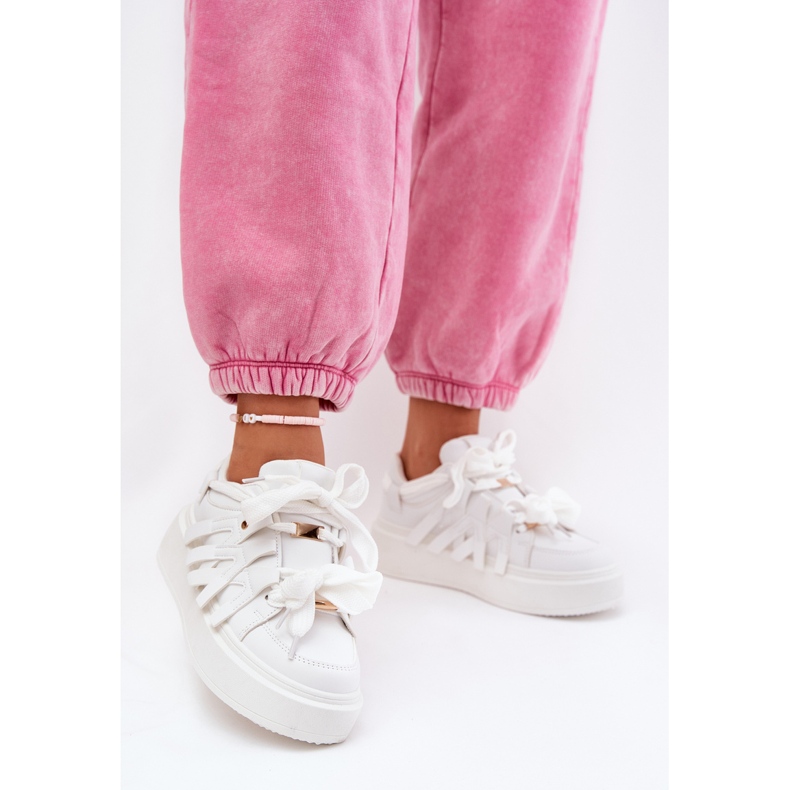 Adidași din piele ecologică pe platforma albă 2