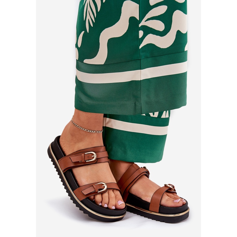 Flip -Flip Flip Flops pe platformă cu dungi și cleme maro 1