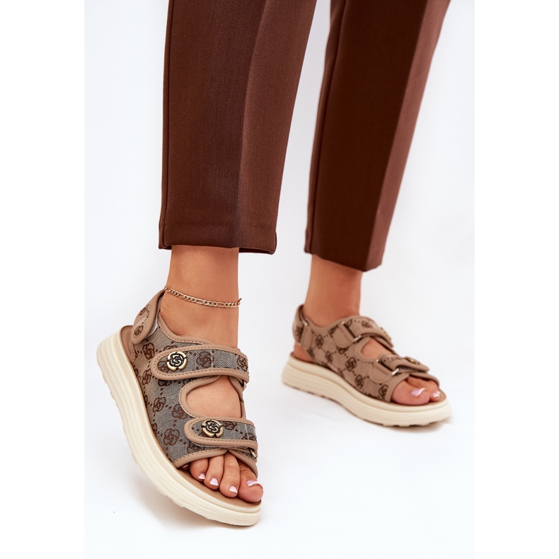 Sandale materiale modelate pentru femei cu detalii aurii kaki bej 2