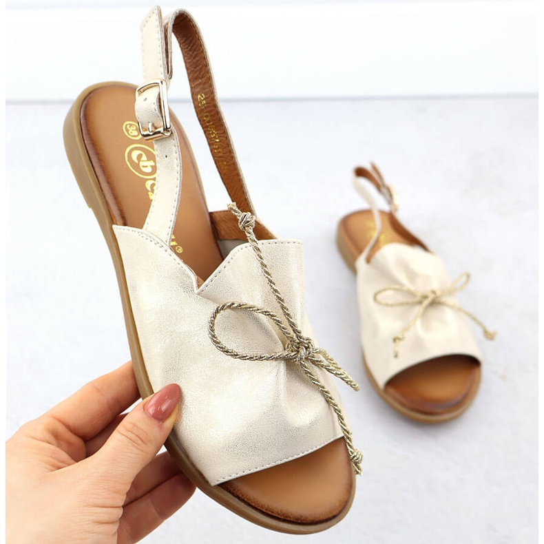 Cambell Sandale pentru femei din piele Złote Camell SZ00657 de aur 1 Cambell Sandale pentru femei din piele Złote Camell SZ00657 de aur 1