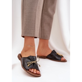 FLOP -uri elegante din piele cu un arc Lewski 3572 negru 2