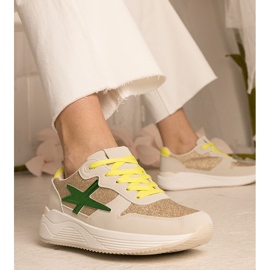 Adidași sportivi pentru femei bej cu sclipici 2