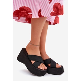 Flip -flops pentru femei pe pană și platformă neagră negru 1