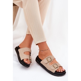 Flip -flops pentru femei pe platformă cu catarame bej 8