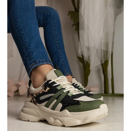 Sporturi pentru femei cu adidași verzi cu sclipici negru 1