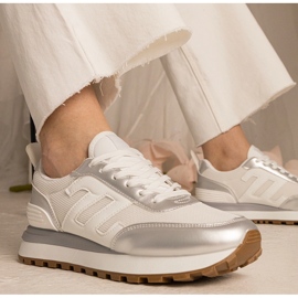 Sporturi pentru femei White-Srebrne alb 1