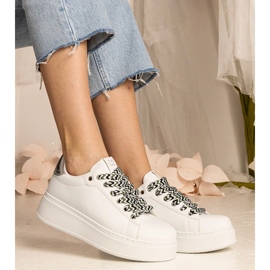 Adidașii pentru femei albe cu dantelă masivă 1
