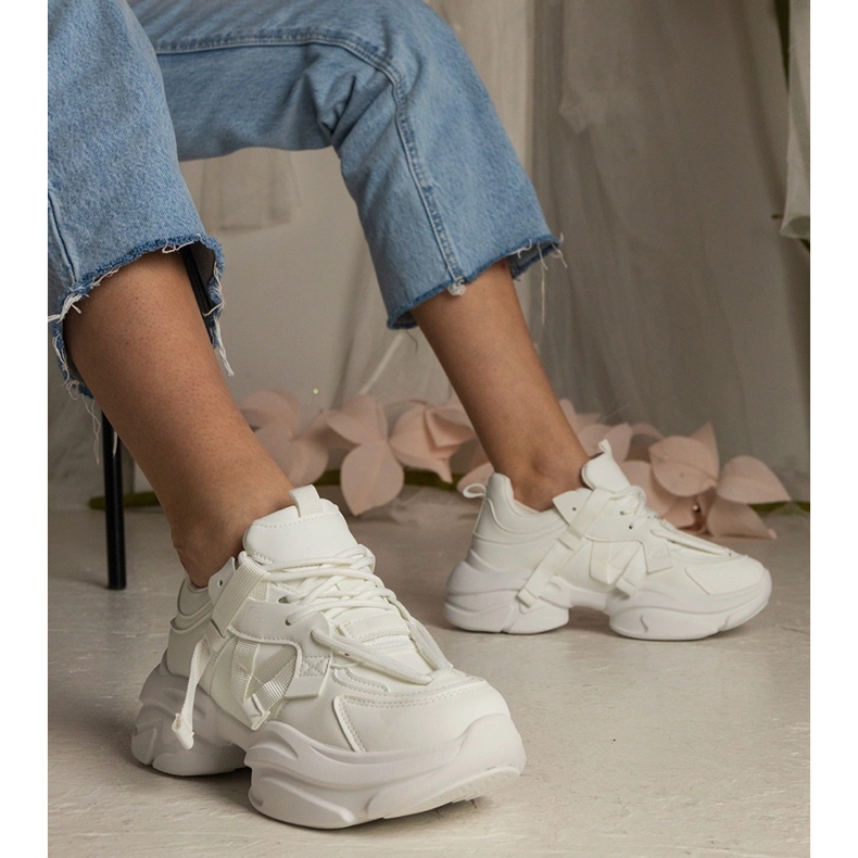 Adidași albi pentru femei Sport masiv 1