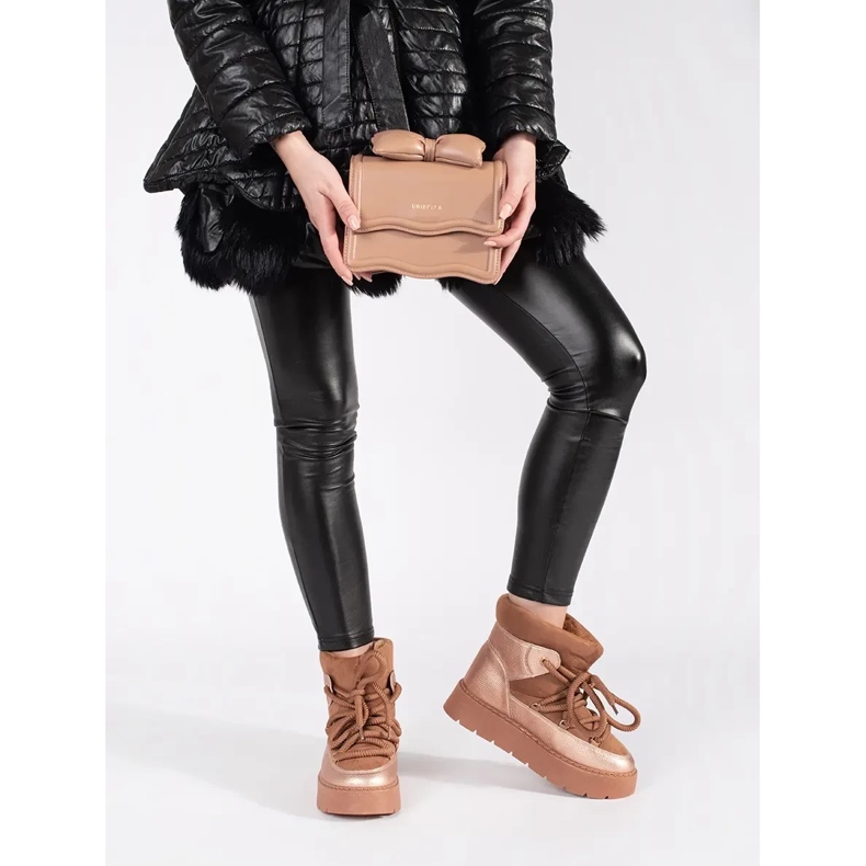 Cizme de zăpadă maro cu șireturi, cu talpă groasă 1