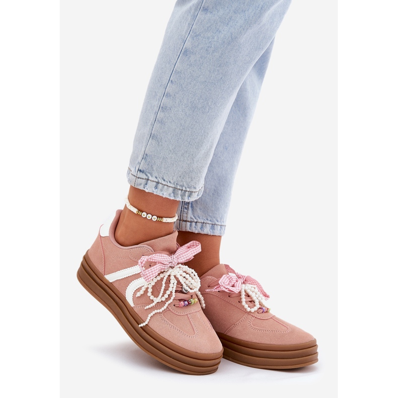 Adidași pentru femei pe platformă cu decorațiuni roz 1