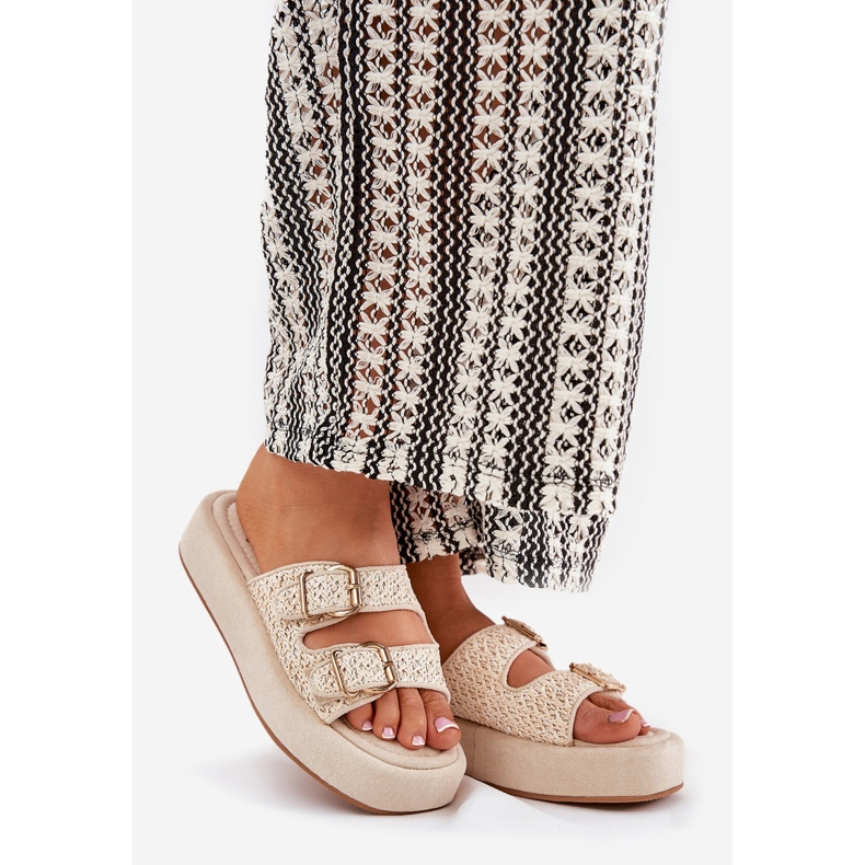 Flip -flops pentru femei pe platformă cu catarame și împletitură bej 1