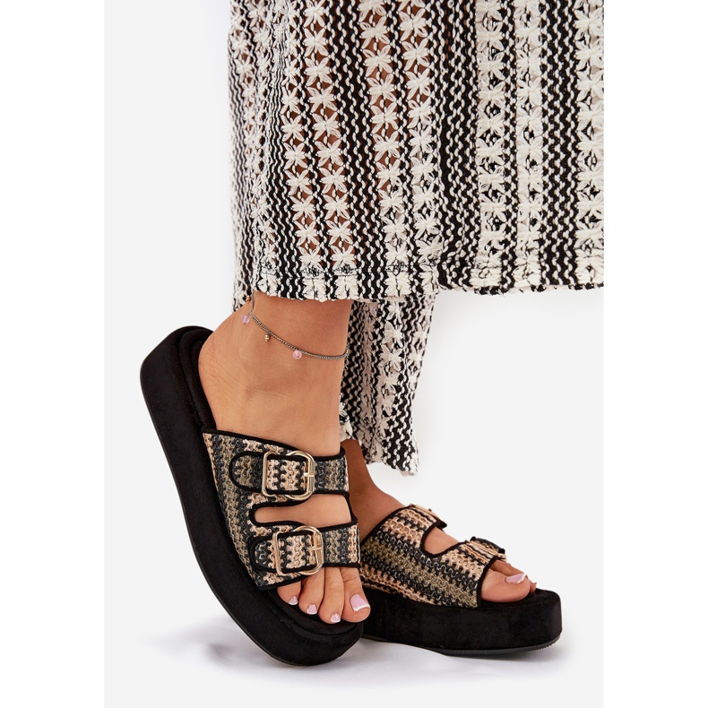 Flip -flops pentru femei pe platformă cu catarame și împletitură neagră negru 1