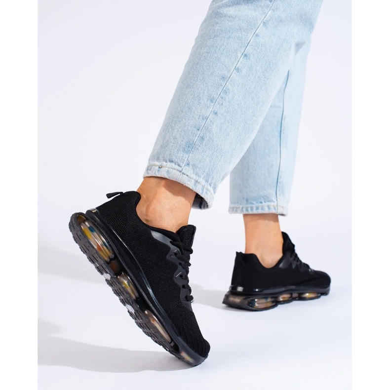 Pantofi Sport Pe O Platformă De Cauciuc negru 1