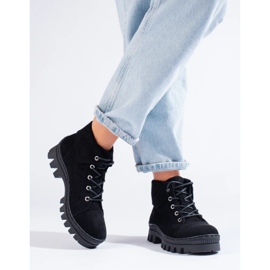 S. BARSKI Capcani negri de S. Bararski negru 1