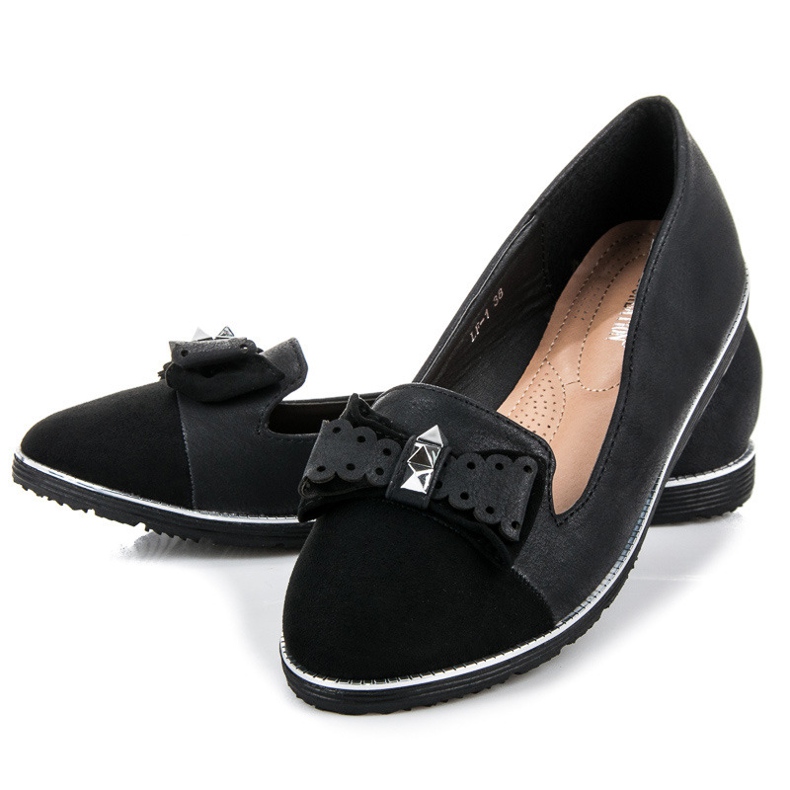 Ch. Creation Lordsy With A Bow negru 1