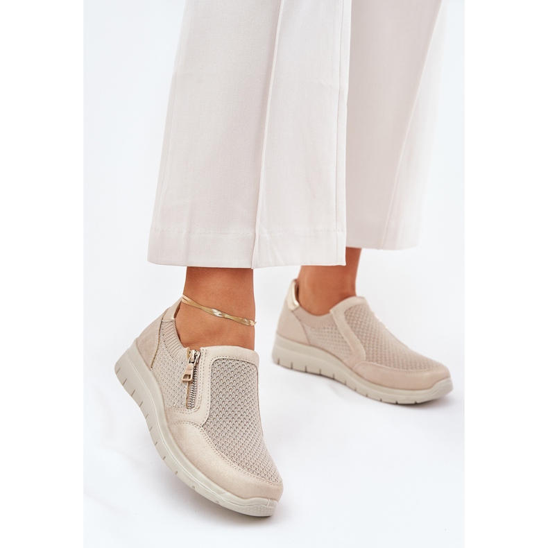 Pantofi pentru femei pe platformă cu Castelul de Aur 2