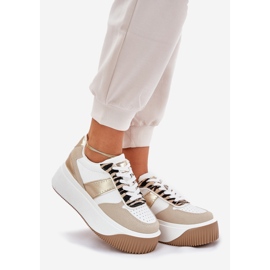 Adidașii pentru femei pe o platformă masivă, un model de aur bej-auriu 1
