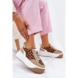 Adidași pentru femei pe o platformă masivă de leopard bej 7