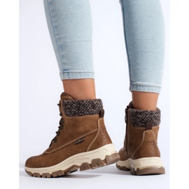 Cizme de damă maro cu platformă 1