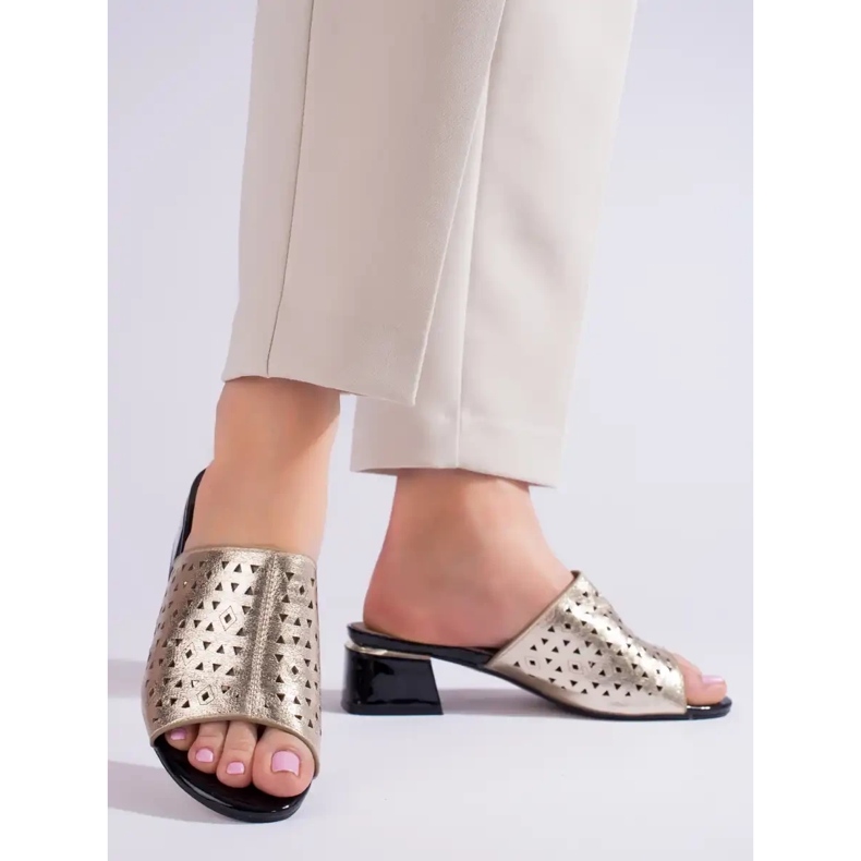 Papuci ajurati de dama aurii cu toc joase Shelvt de aur 2