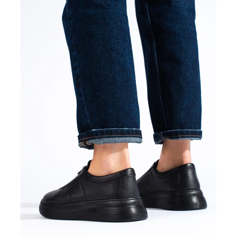 Pantofi de dama din piele neagra de la T.Sokolski negru 1