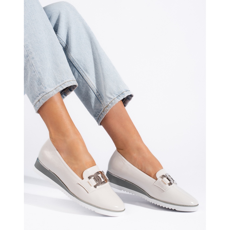 Goodin Lordii femeilor albe pe platformă 2