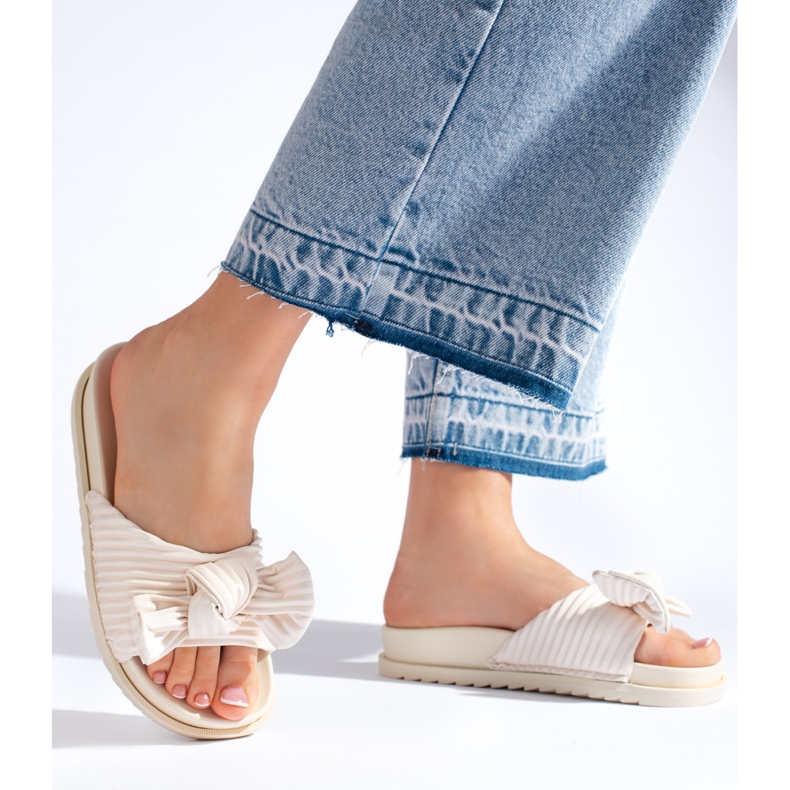 Papuci bej cu fundita 2 Papuci bej cu fundita 2