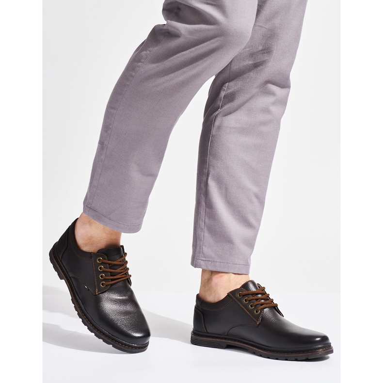 Pantofi maro pentru bărbați cu șireturi 1