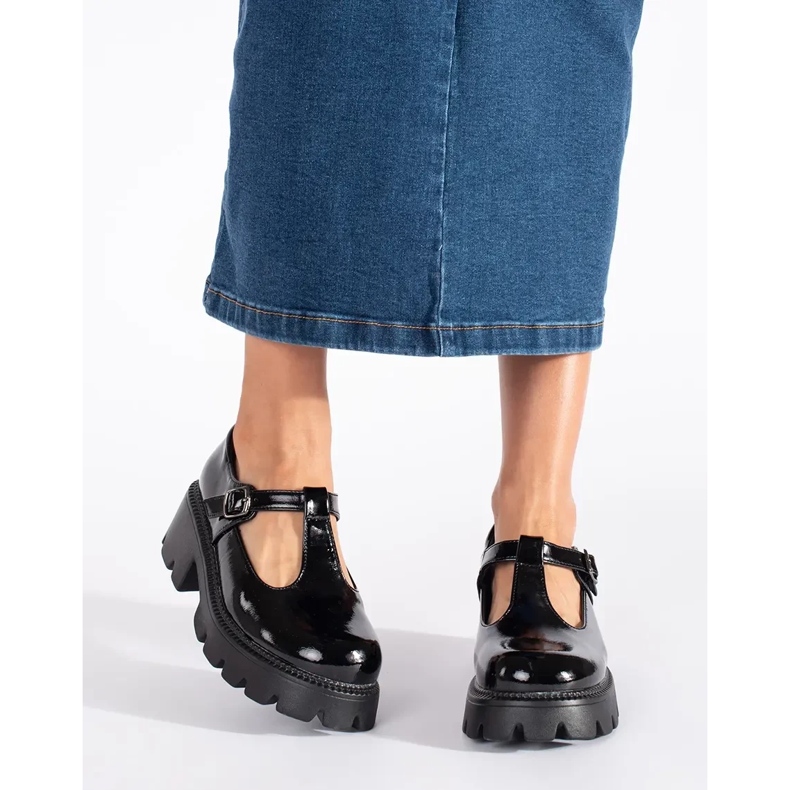 Pantofi de dama negri lacuiti cu platforma negru 1