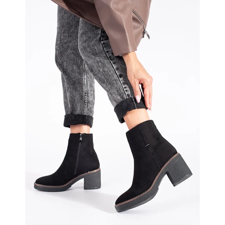 Cizme negre din piele intoarsa pe post negru 1