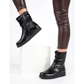 Botine de damă din piele neagră pe o pană joasă, cu o parte superioară cu volane de Sergio Leone negru 1